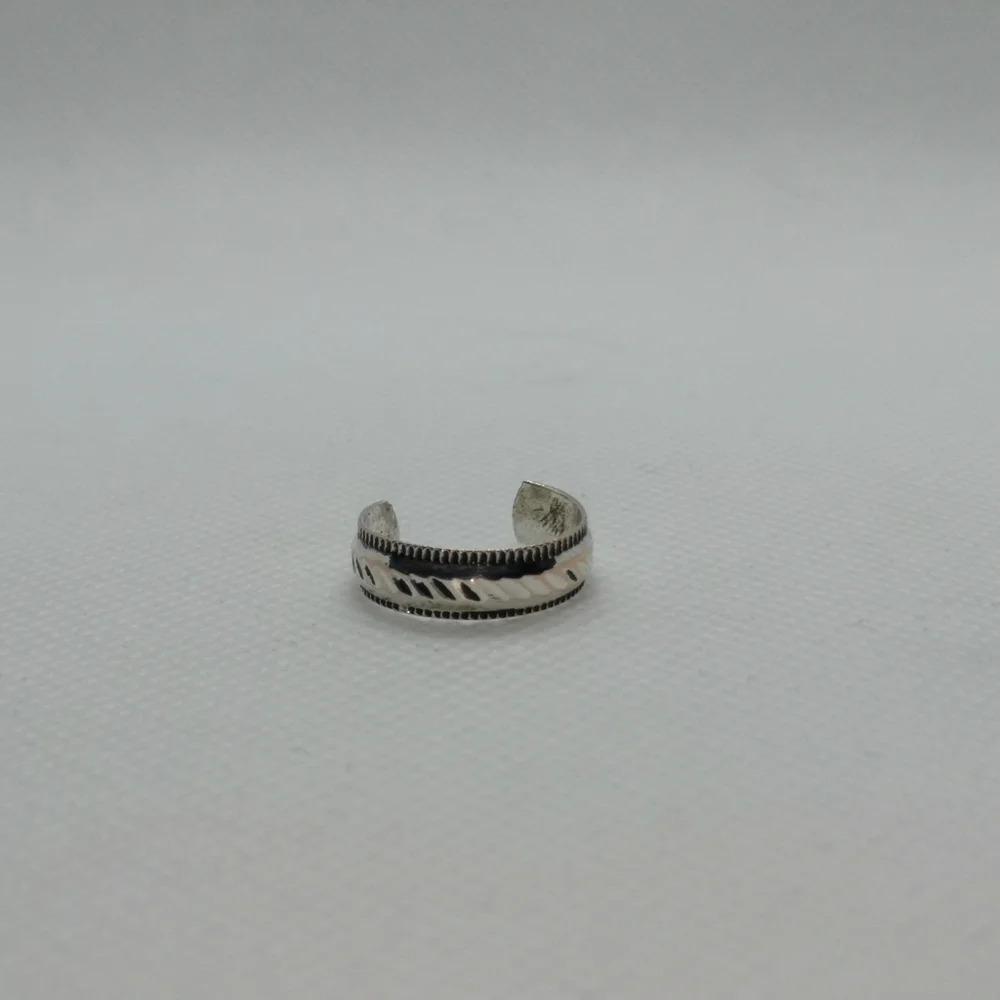 Sterling toe  ring - Picture 3 of 4